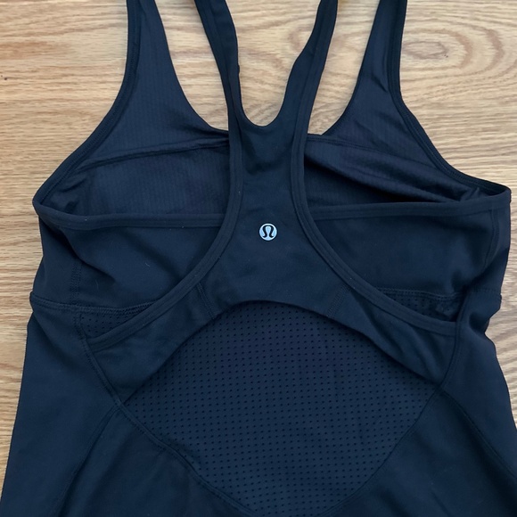 Lululemon NWOT Crossback Tank (8) - Picture 9 of 16